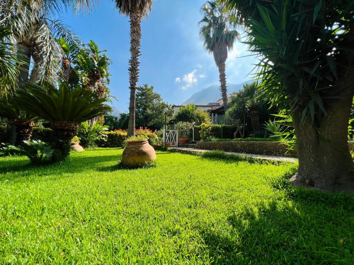 קאריני Villa Talia מראה חיצוני תמונה